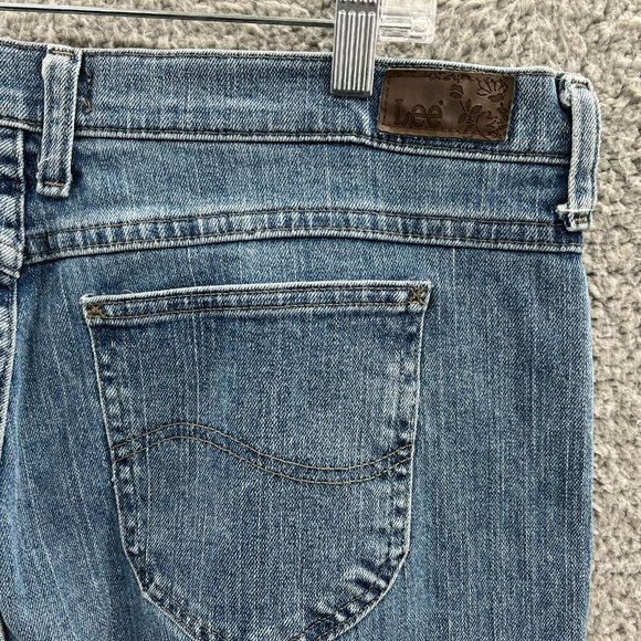 Lee Jeans Womens 16 Relaxed Straight Leg Blue Stretch Denim Casual Comfo… - Picture 3 of 9